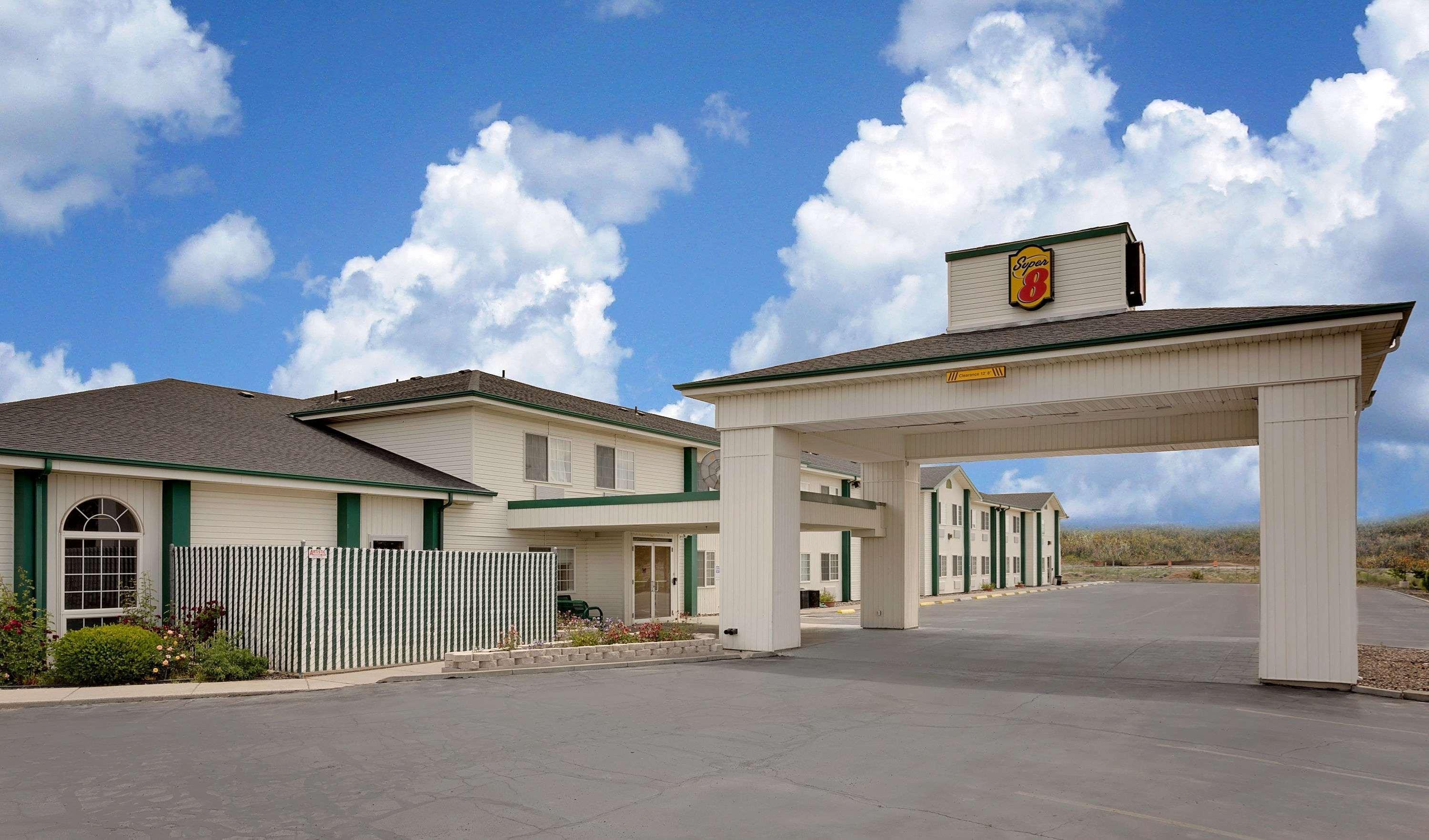 Hotel Super 8 By Wyndham Battle Mountain Exterior foto